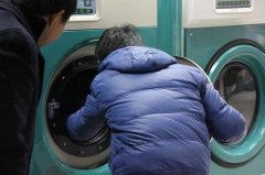 UCC国际洗衣干洗店，引领健康新潮流