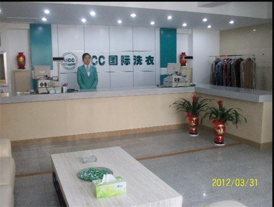 开干洗店要几个人才行  开干洗店自己独立开行吗
